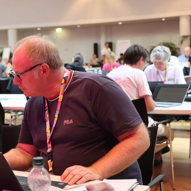 Teilnehmende beim Telekom-Promptathon